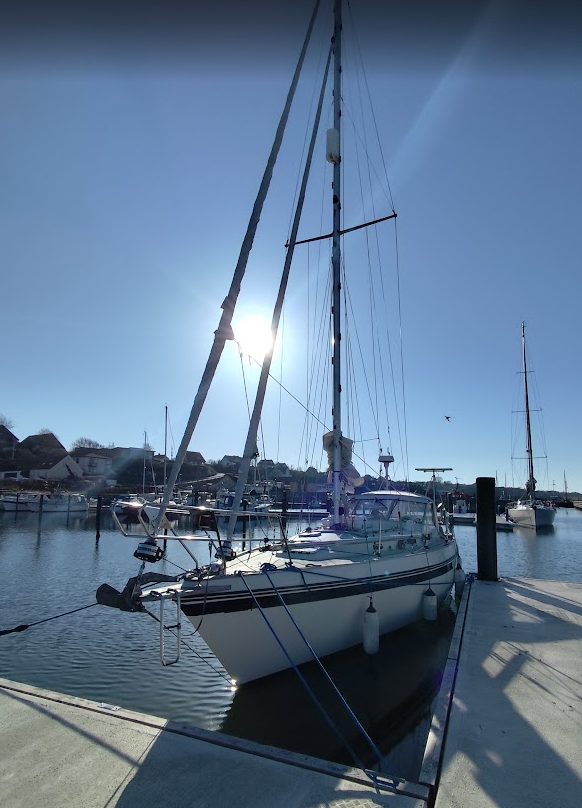 Perfil lateral del Finnsailer 34